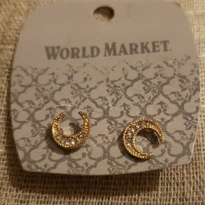 Gold toned Crescent Moon Earrings